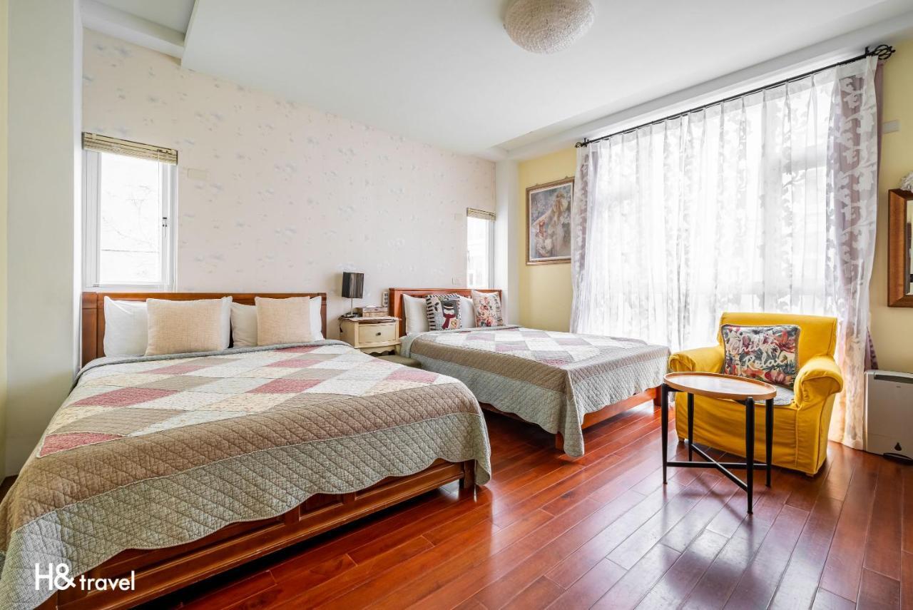 White Cotton Candy Homestay Hualien City Δωμάτιο φωτογραφία